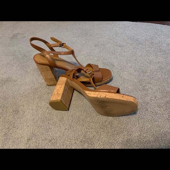 Coach Heels - Picture 4 of 5